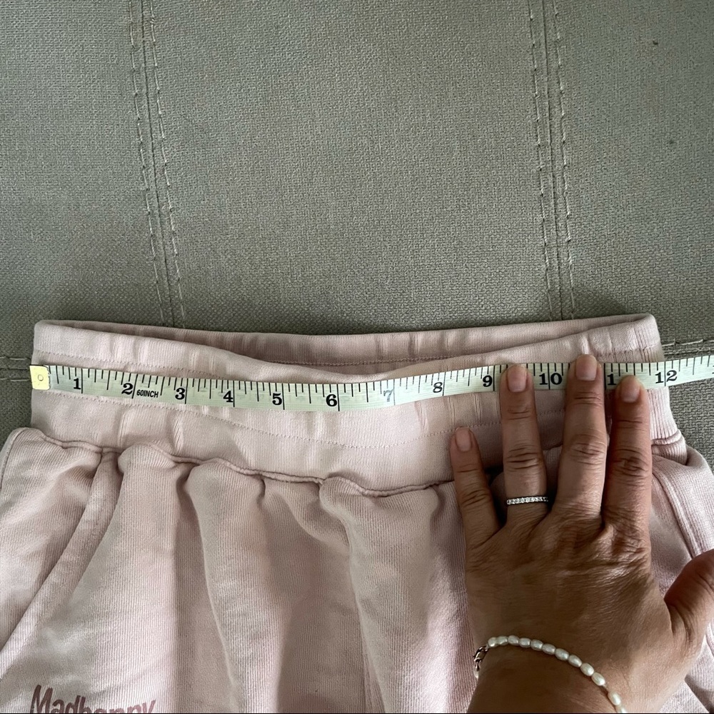 Madhappy pink Sweat Shorts - Picture 10 of 10